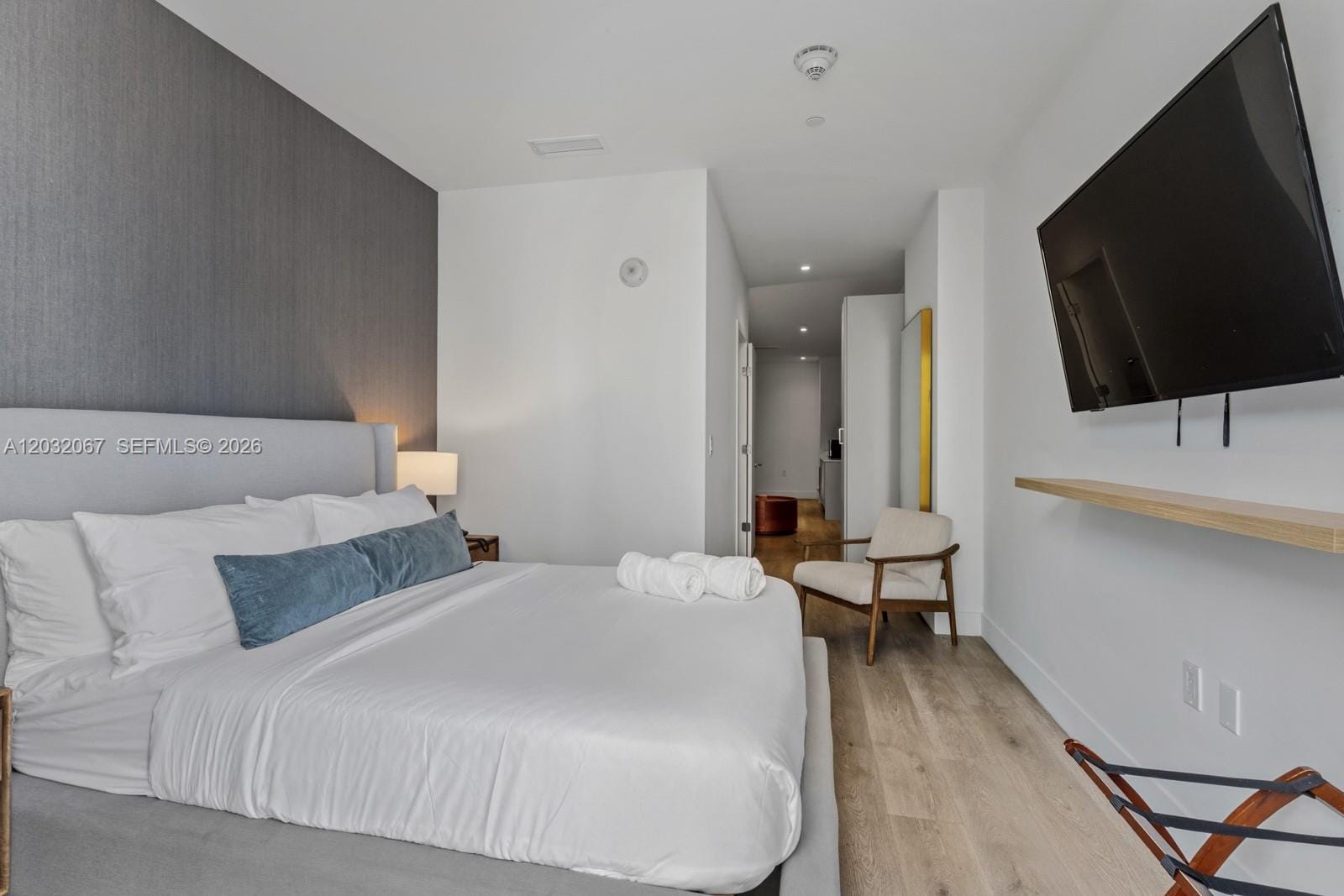 239 SW 9th Street 301, Miami, FL 33130 photo 3