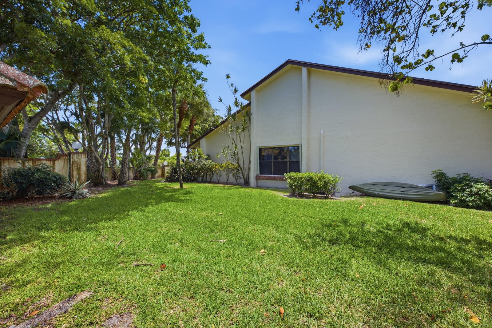 7516 English Court A, Lake Worth, FL 33467 photo 24