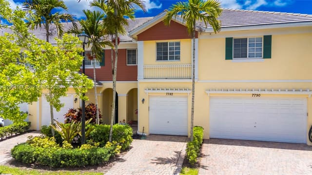 7782 Paddock Place, Saddle Bridge, Davie, FL