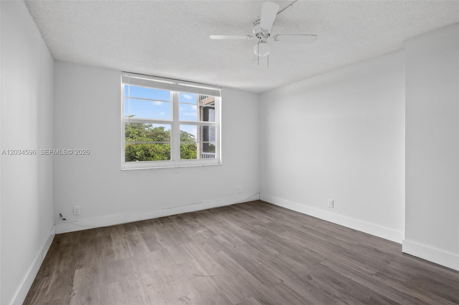 250 Jacaranda Drive 703, Plantation, FL 33324 photo 17