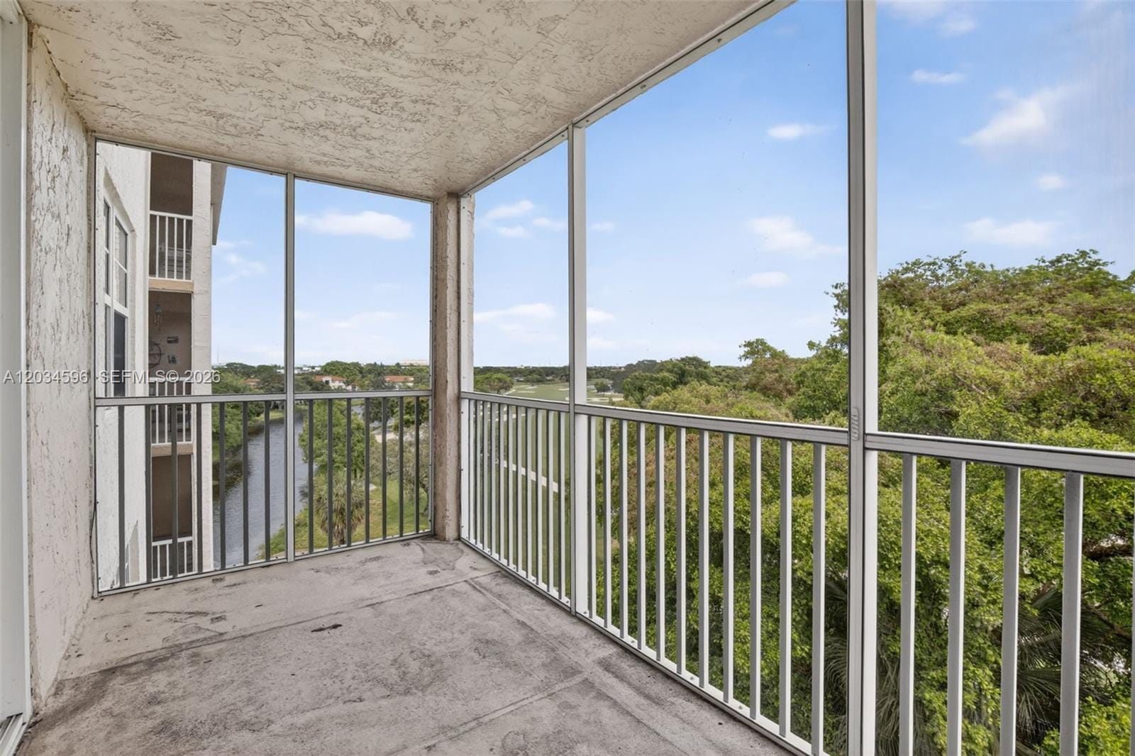 250 Jacaranda Drive 703, Plantation, FL 33324 photo 26