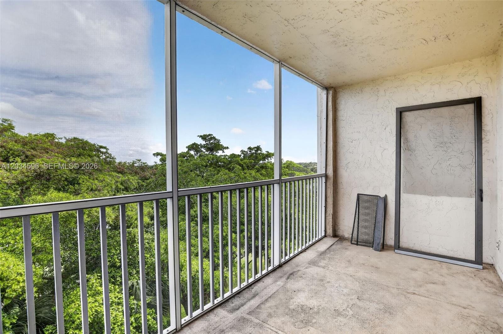 250 Jacaranda Drive 703, Plantation, FL 33324 photo 27