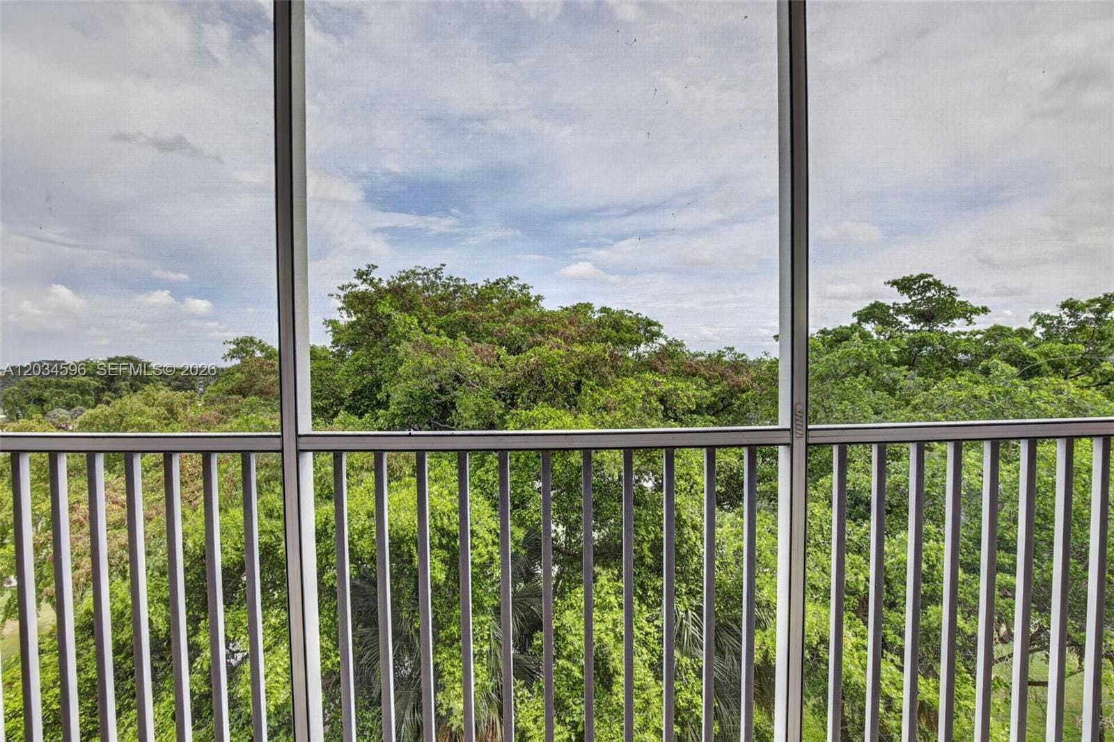250 Jacaranda Drive 703, Plantation, FL 33324 photo 28