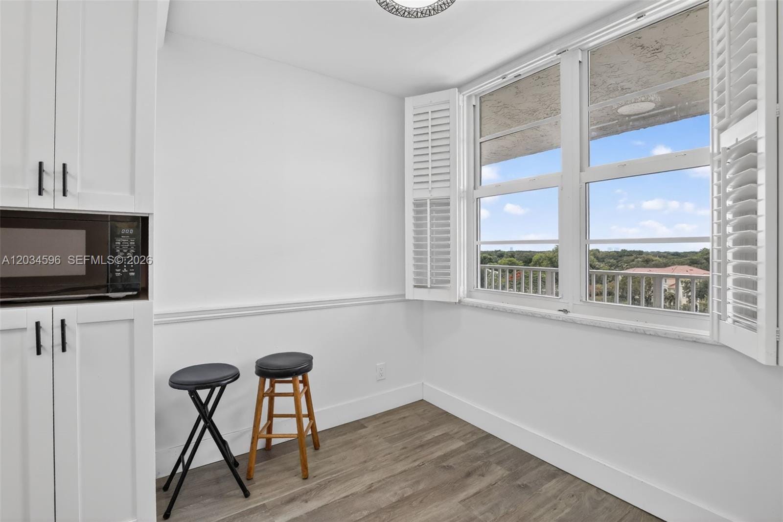 250 Jacaranda Drive 703 — photo 5