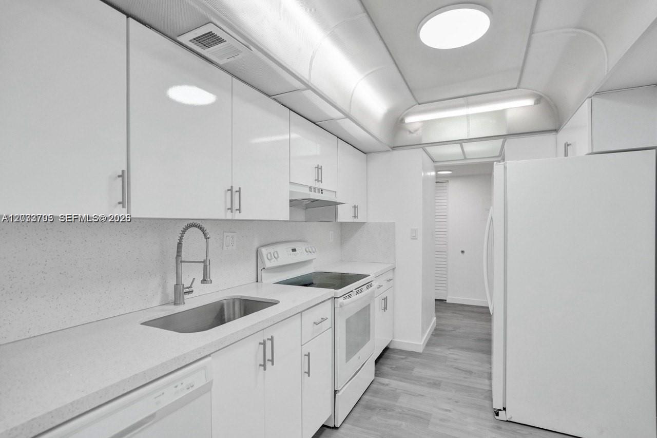 3821 Environ Boulevard 403, Lauderhill, FL 33319, Lauderhill