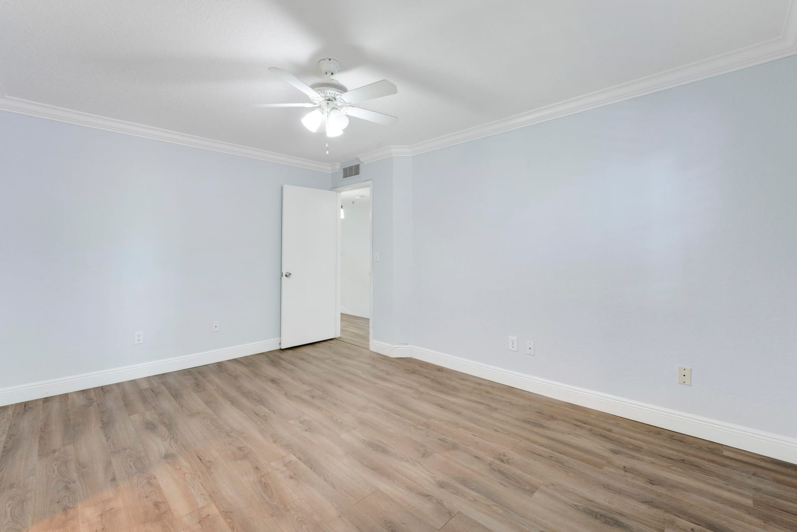 127 Yacht Club Way 101, Hypoluxo, FL 33462 photo 16