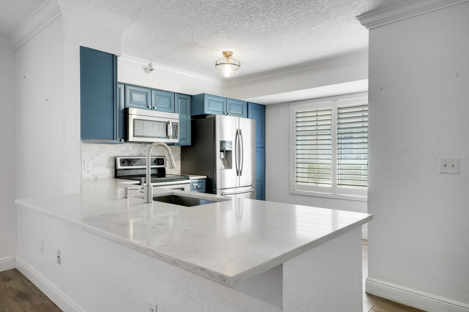 127 Yacht Club Way 101, Hypoluxo, FL 33462 photo 9