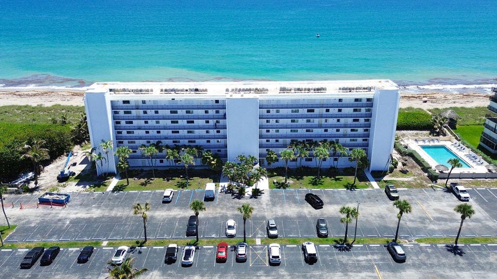 10102 S Ocean Drive 204a, Jensen Beach, FL 34957 photo 2