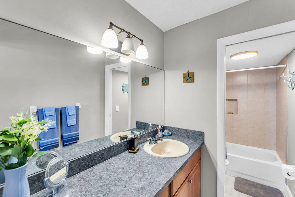 10102 S Ocean Drive 204a, Jensen Beach, FL 34957 photo 21