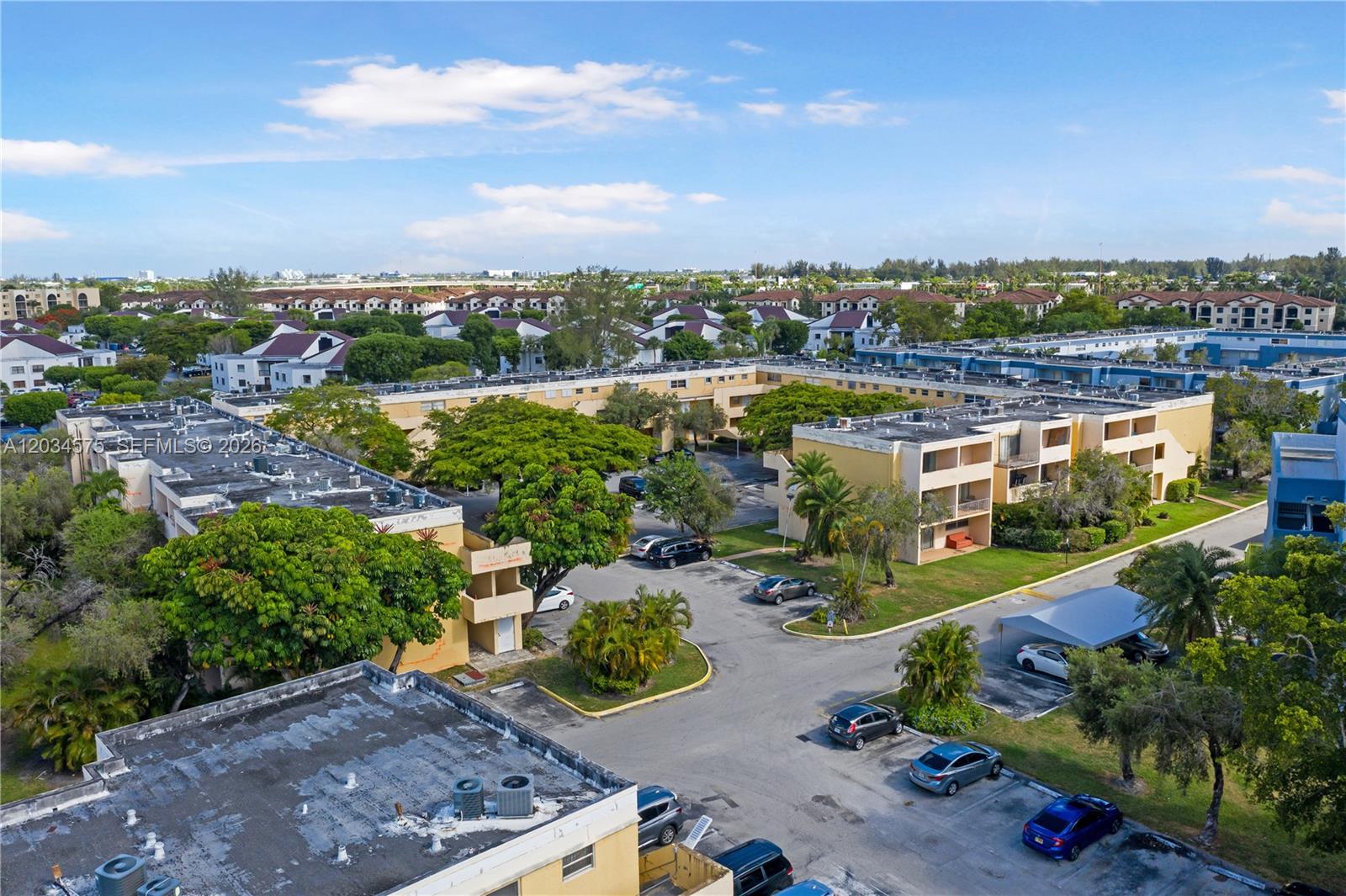 9371 Fontainebleau Boulevard I201, Miami, FL 33172, Miami