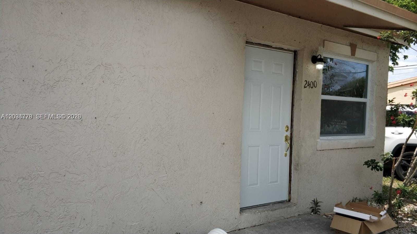 2400 NW 13th Court, Fort Lauderdale, FL 33311 photo 2