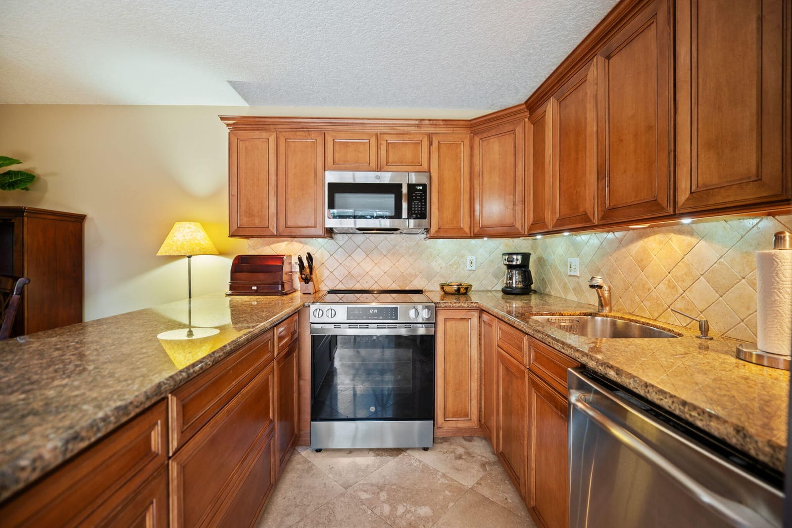 2874 Waterford Drive S, Deerfield Beach, FL 33442 photo 10