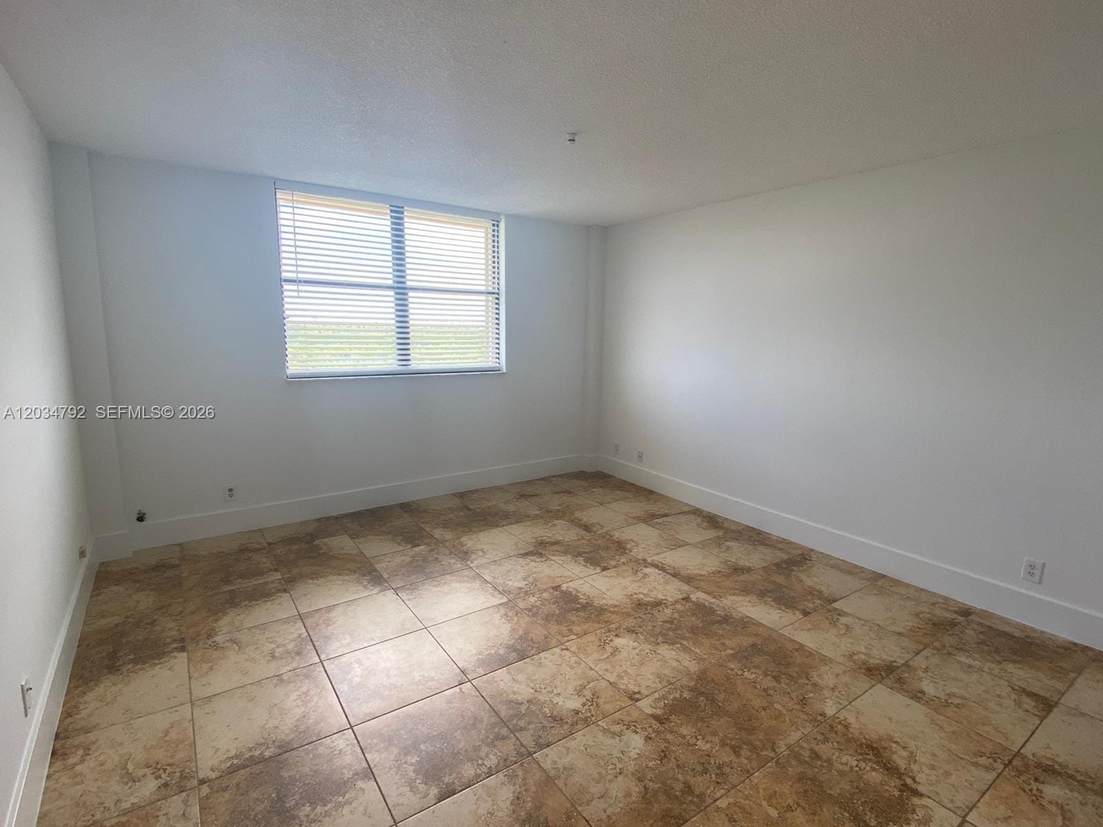 2450 NE 135th Street 1012, North Miami, FL 33181 photo 7