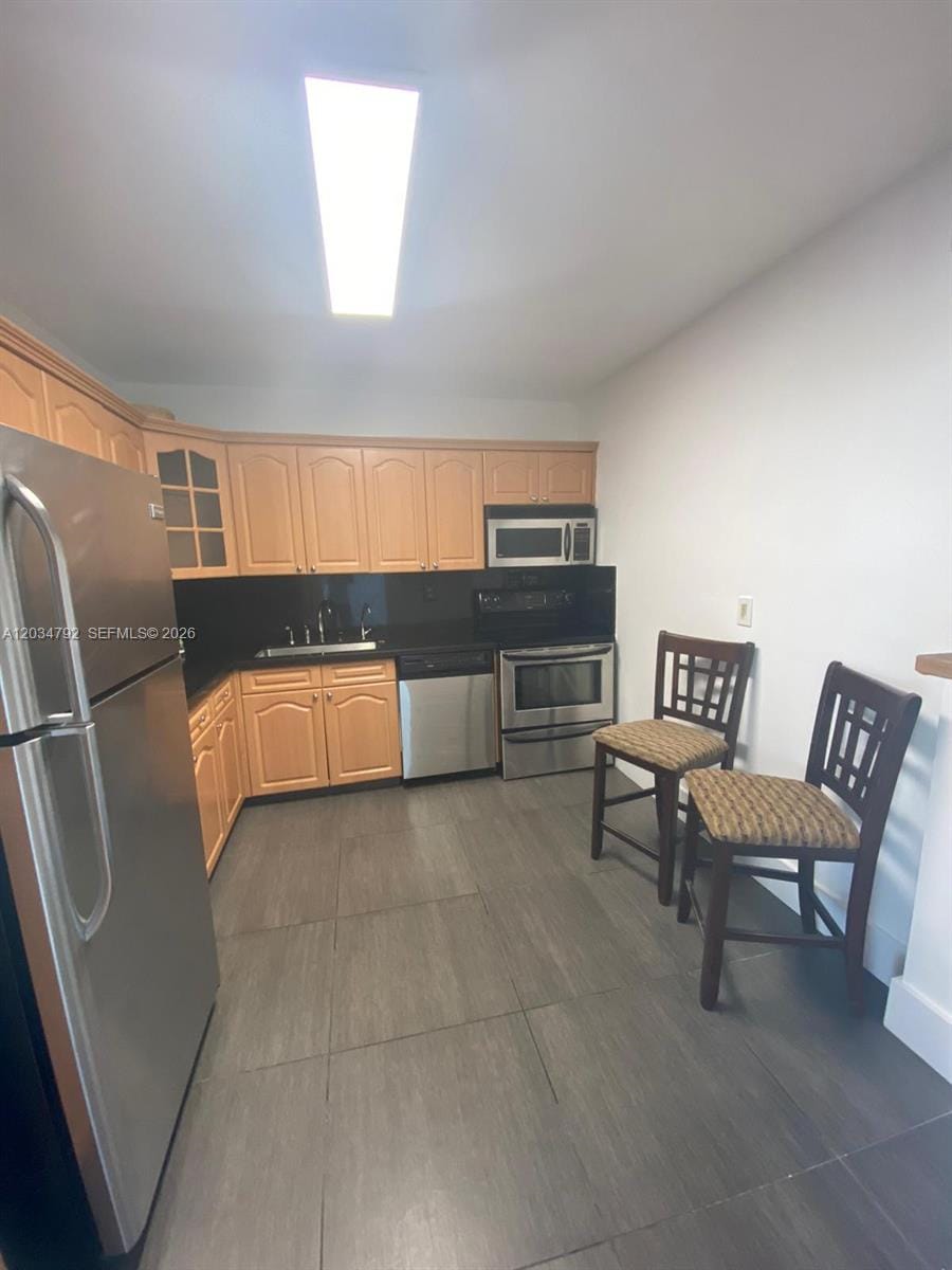 2450 NE 135th Street 1012, North Miami, FL 33181 photo 10