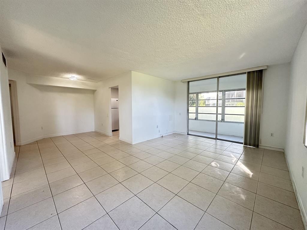 9401 Lime Bay Boulevard 115 — photo 7