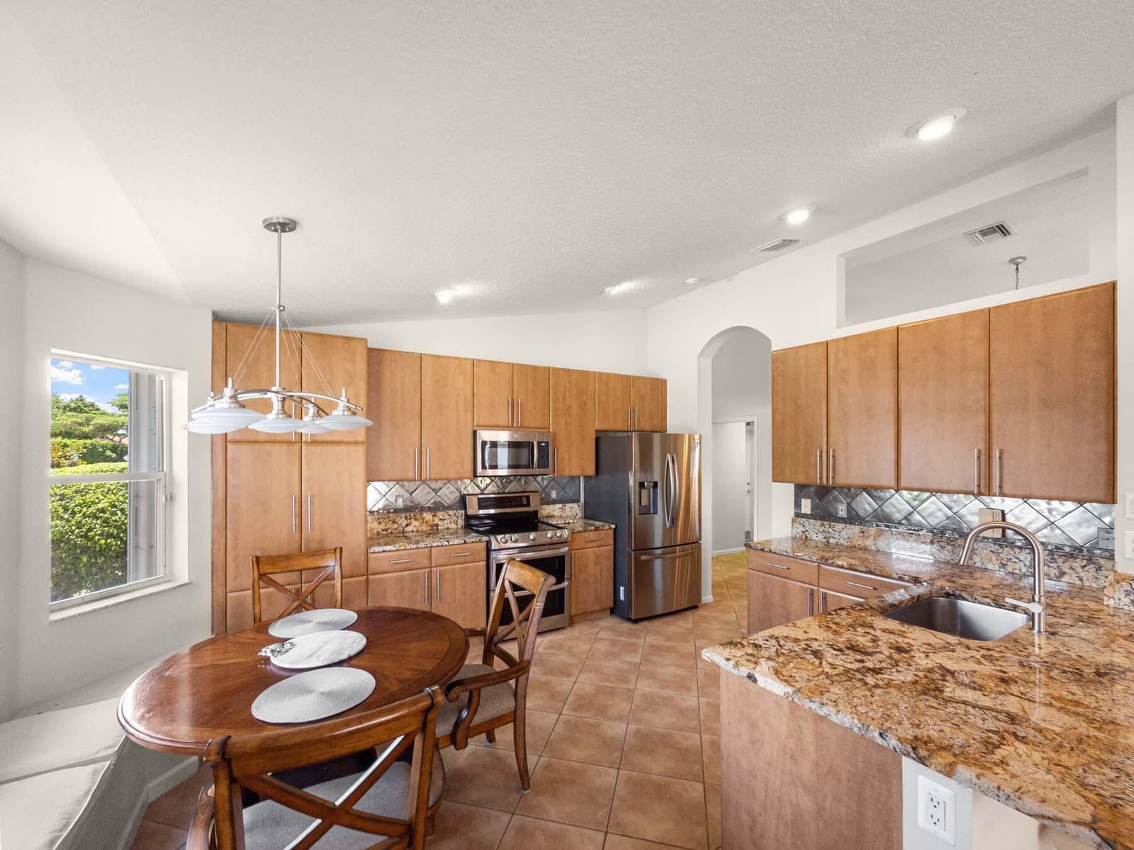 5320 Glenville Drive, Boynton Beach, FL 33437 photo 3