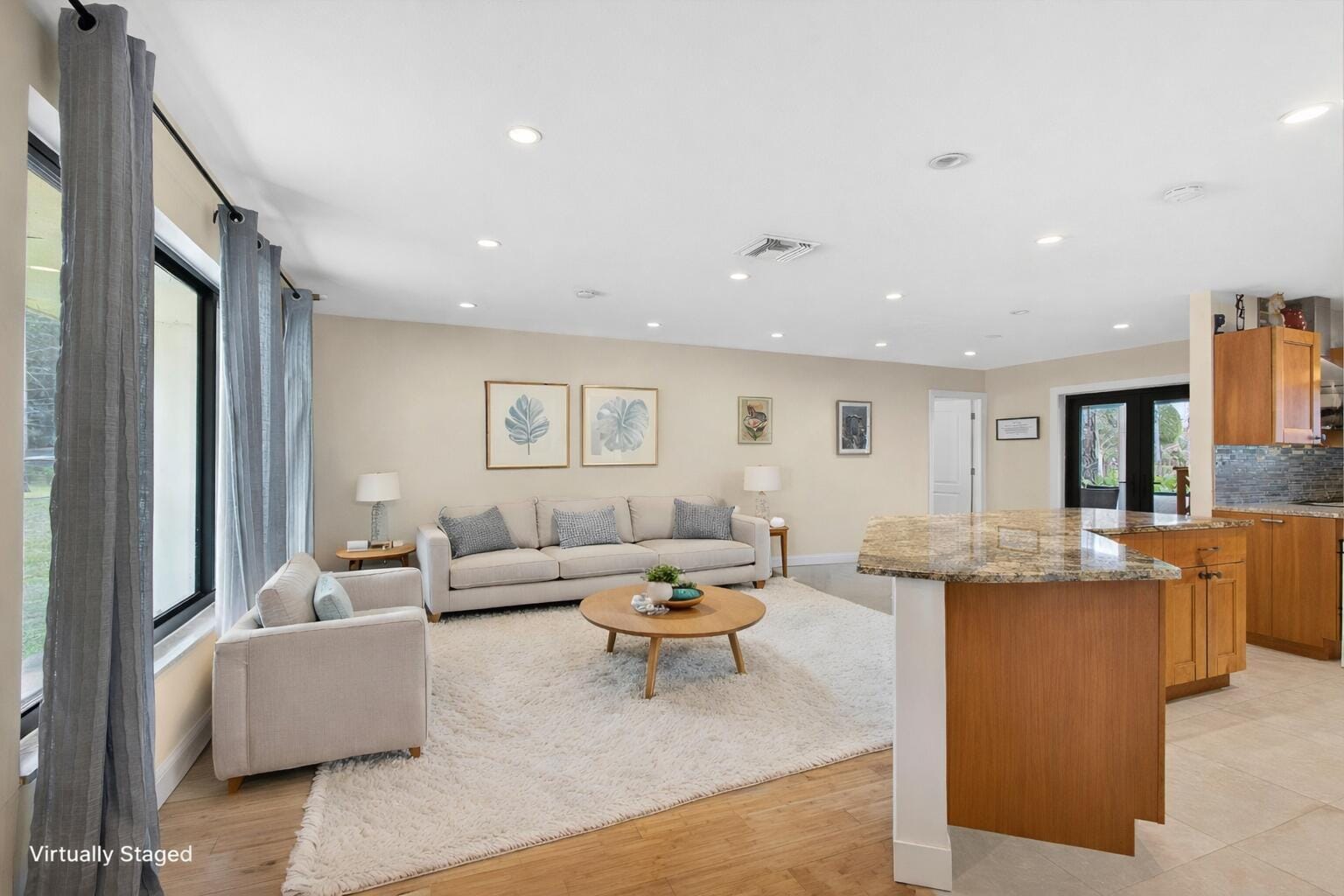 749 W Rambling Drive — photo 4