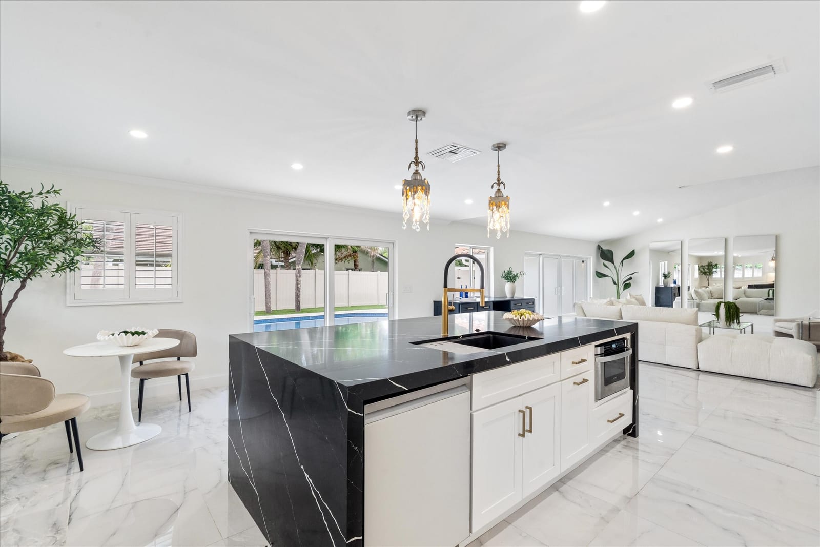 2069 SW 7th Court — photo 12