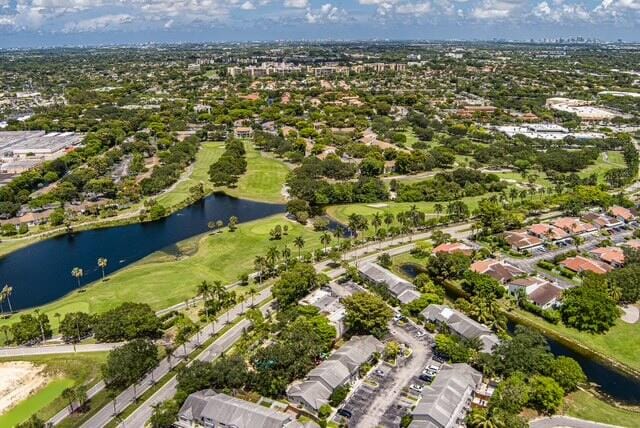8327 Fairway Road 8327, Sunrise, FL 33351 photo 2