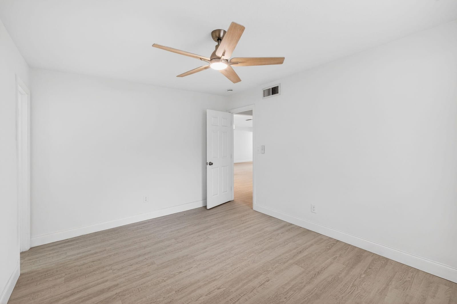 2241 SW 67th Lane, Miramar, FL 33023 photo 6