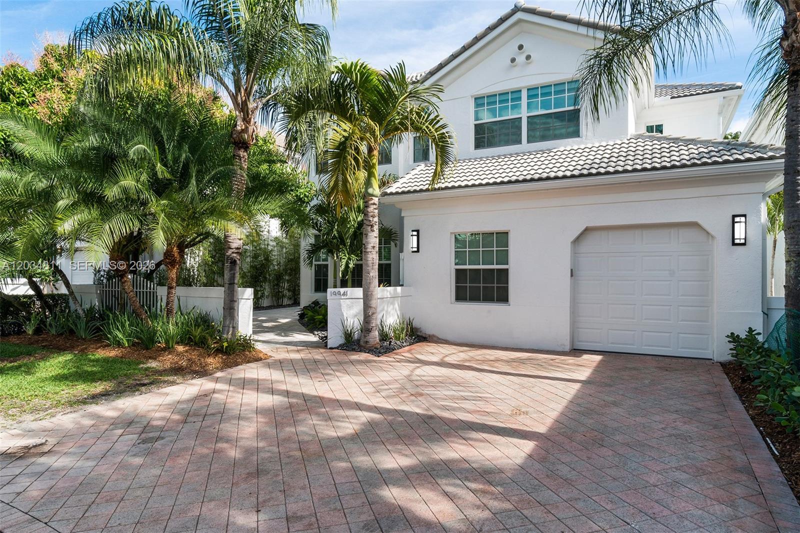 19941 NE 36th Place, Aventura, FL 33180, Aventura