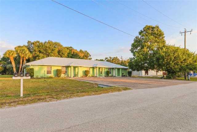 810 SW 2nd Street, Okeechobee, FL 34974