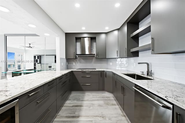 3700 Galt Ocean Drive 910, Fort Lauderdale, FL 33308