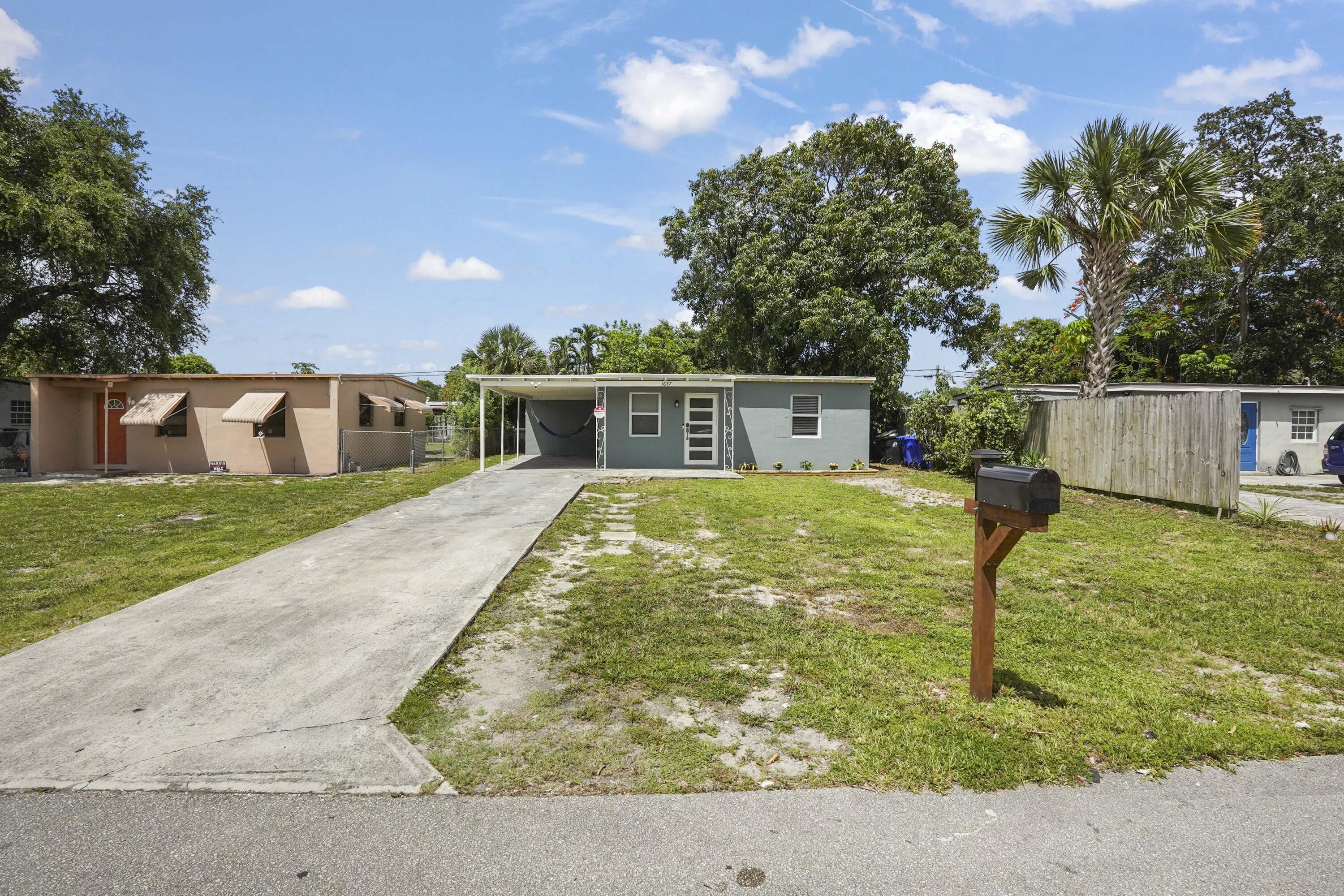 1657 Lauderdale Manor Drive, Fort Lauderdale, FL 33311, Fort Lauderdale