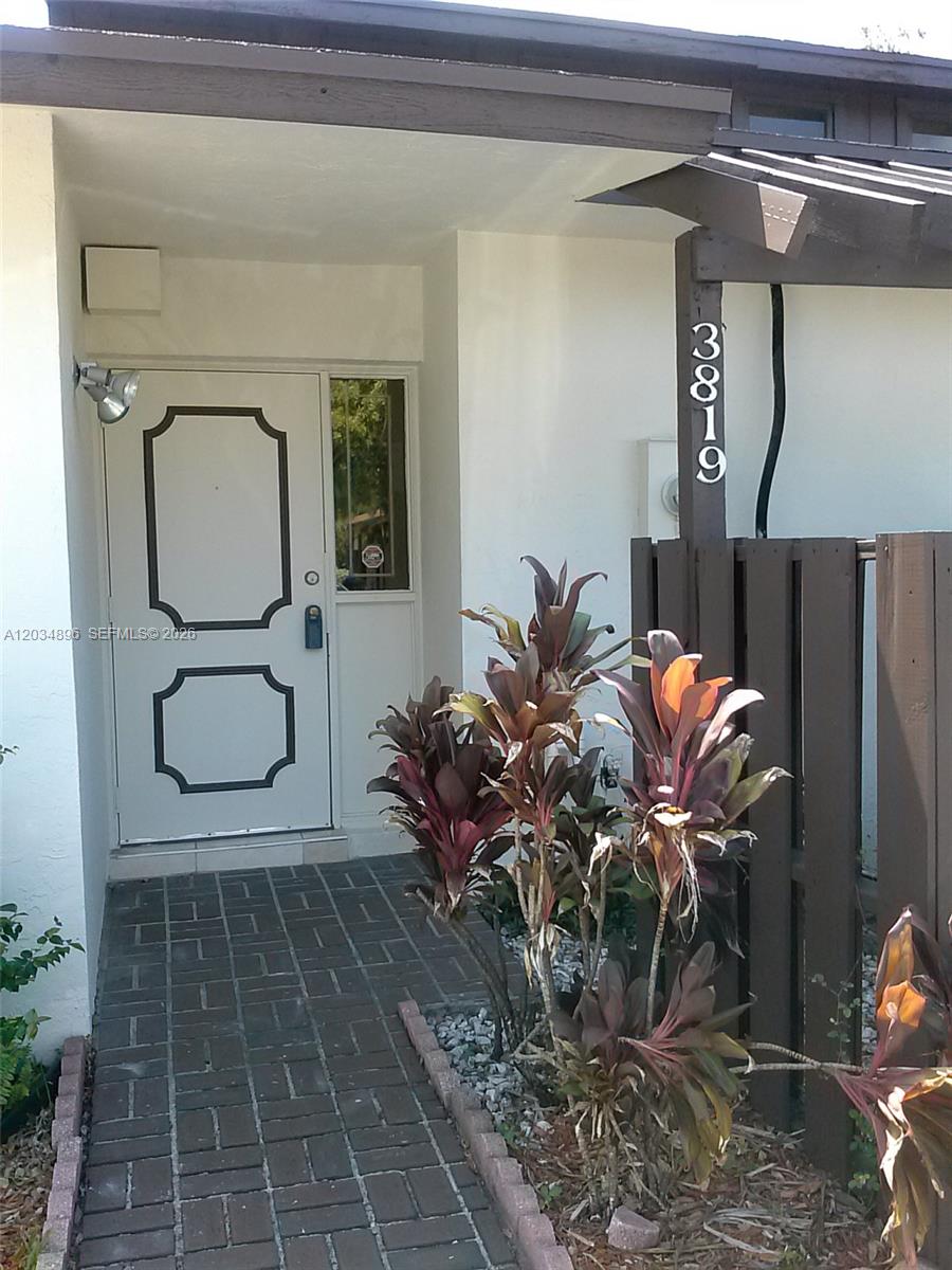 3819 SW 69th Avenue 14L, Miramar, FL 33023, Miramar