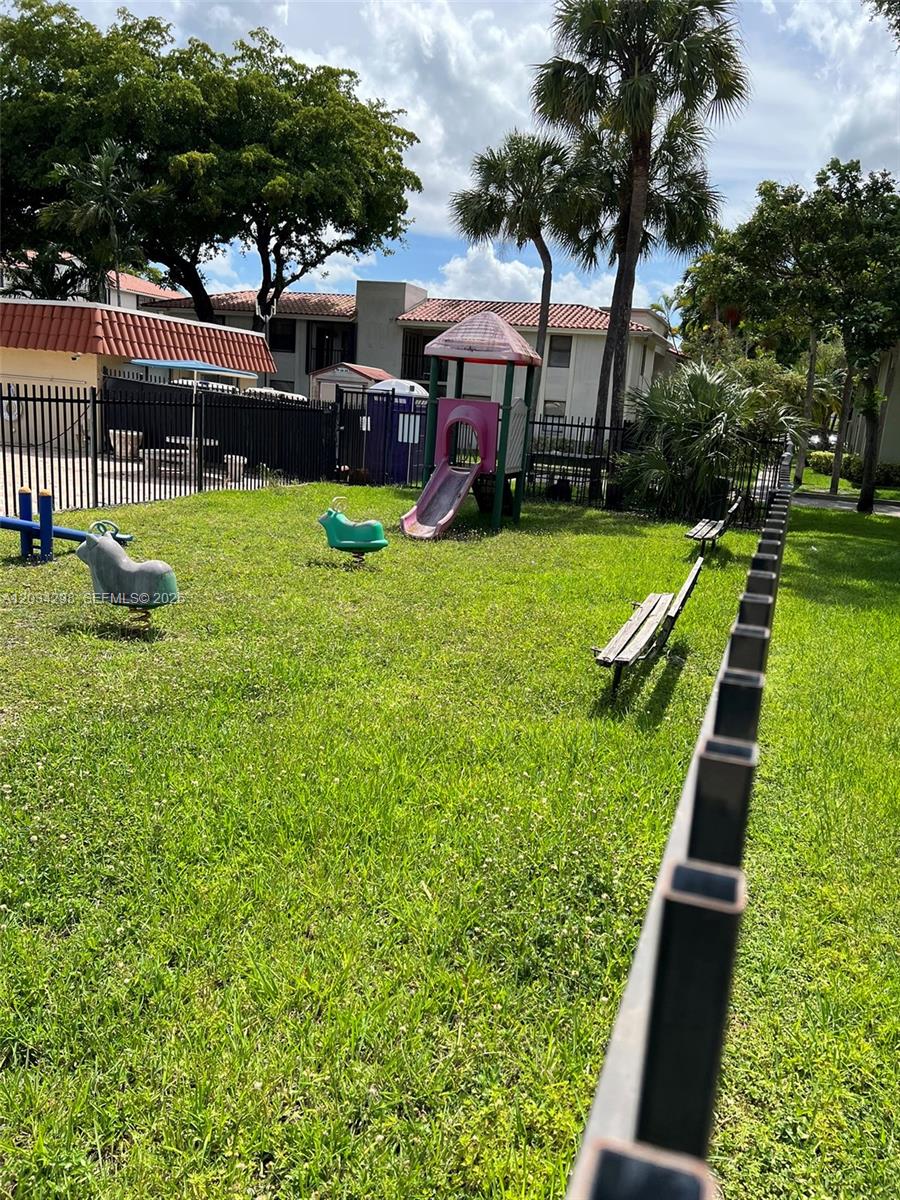 9710 Hammocks Boulevard 204-31, Miami, FL 33196 photo 25
