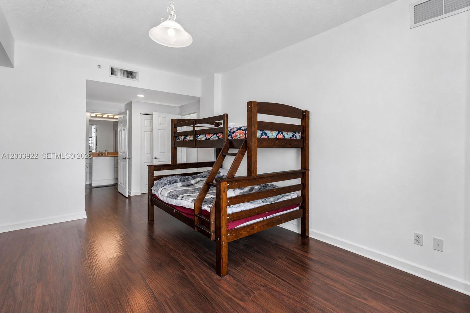 140 S Dixie Highway 501 — photo 11