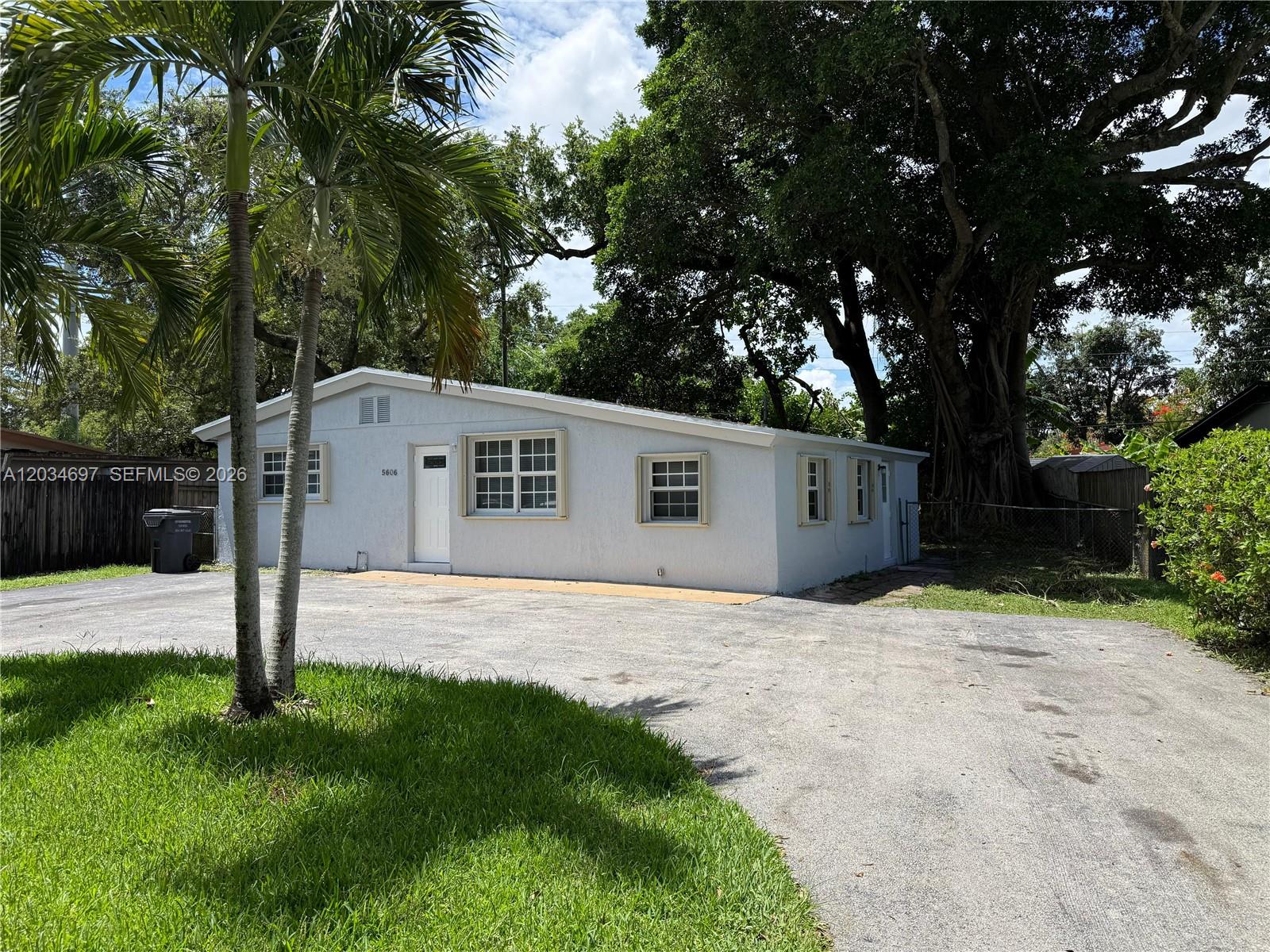 5606 Farragut Street, Hollywood, FL 33021, Hollywood