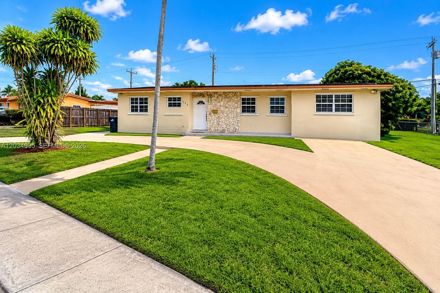 9120 SW 16th Street — photo 2