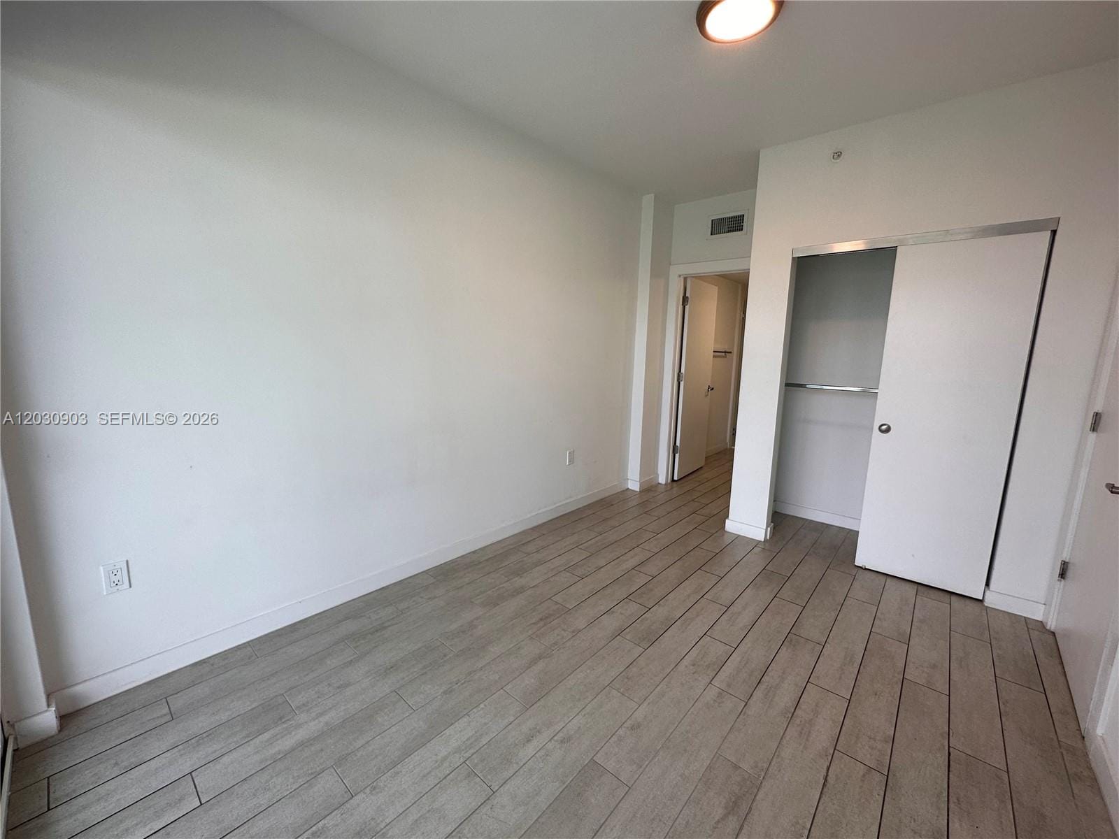 321 NE 26th Street 601 — photo 7