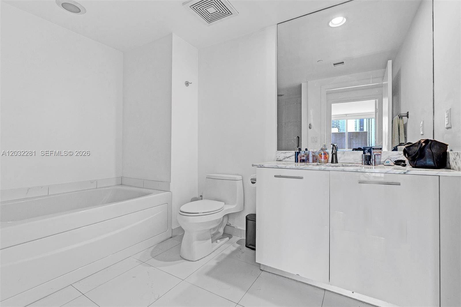 55 SE 6th Street 1208, Miami, FL 33131 photo 15