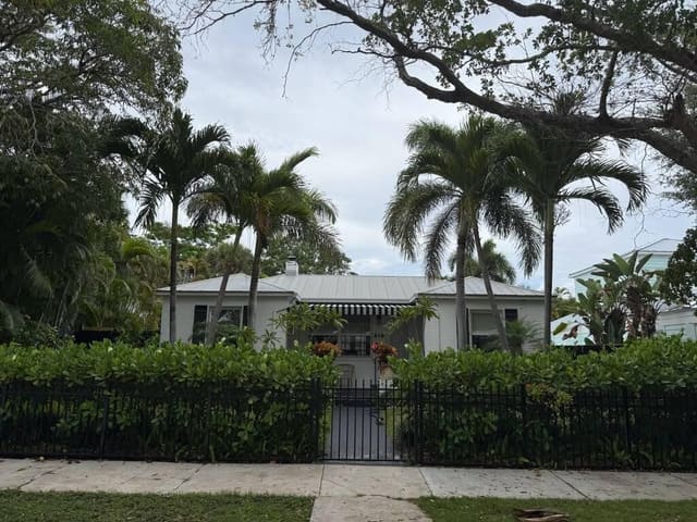 219 31st Street, sold in North Shore Terrace 3, West Palm Beach, FL