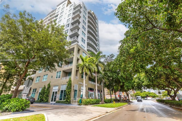 3180 SW 22nd Terrace 701, Miami, FL 33145