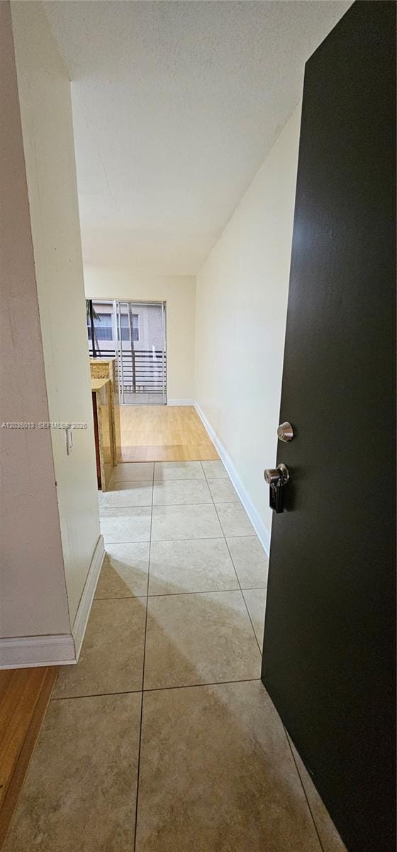 5352 NE 6th Avenue G9 — photo 2