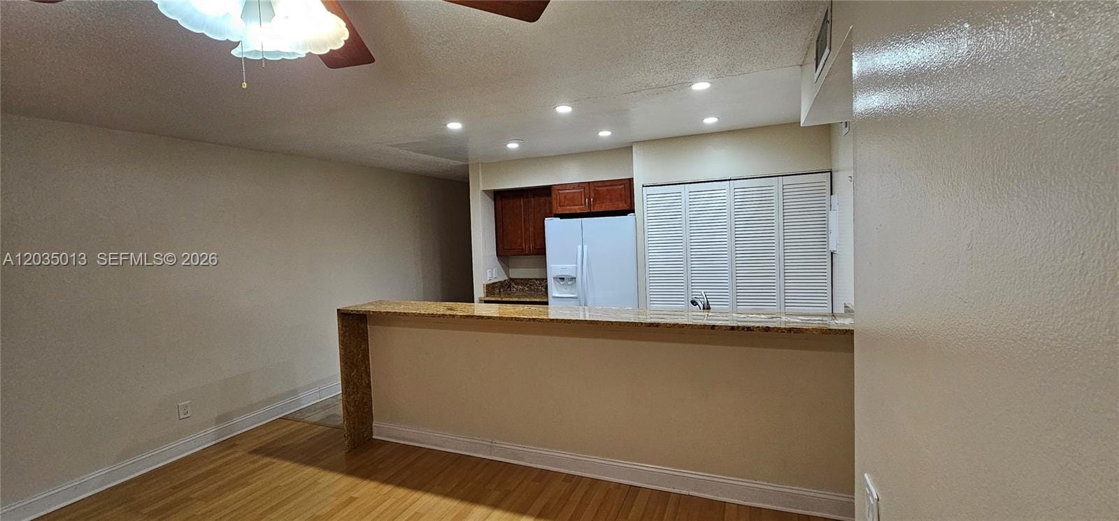 5352 NE 6th Avenue G9 — photo 11