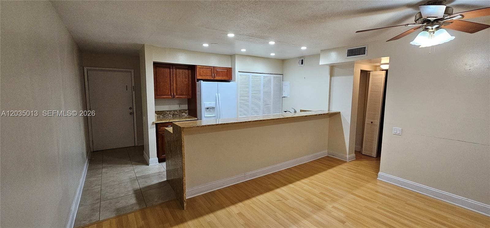 5352 NE 6th Avenue G9 — photo 9