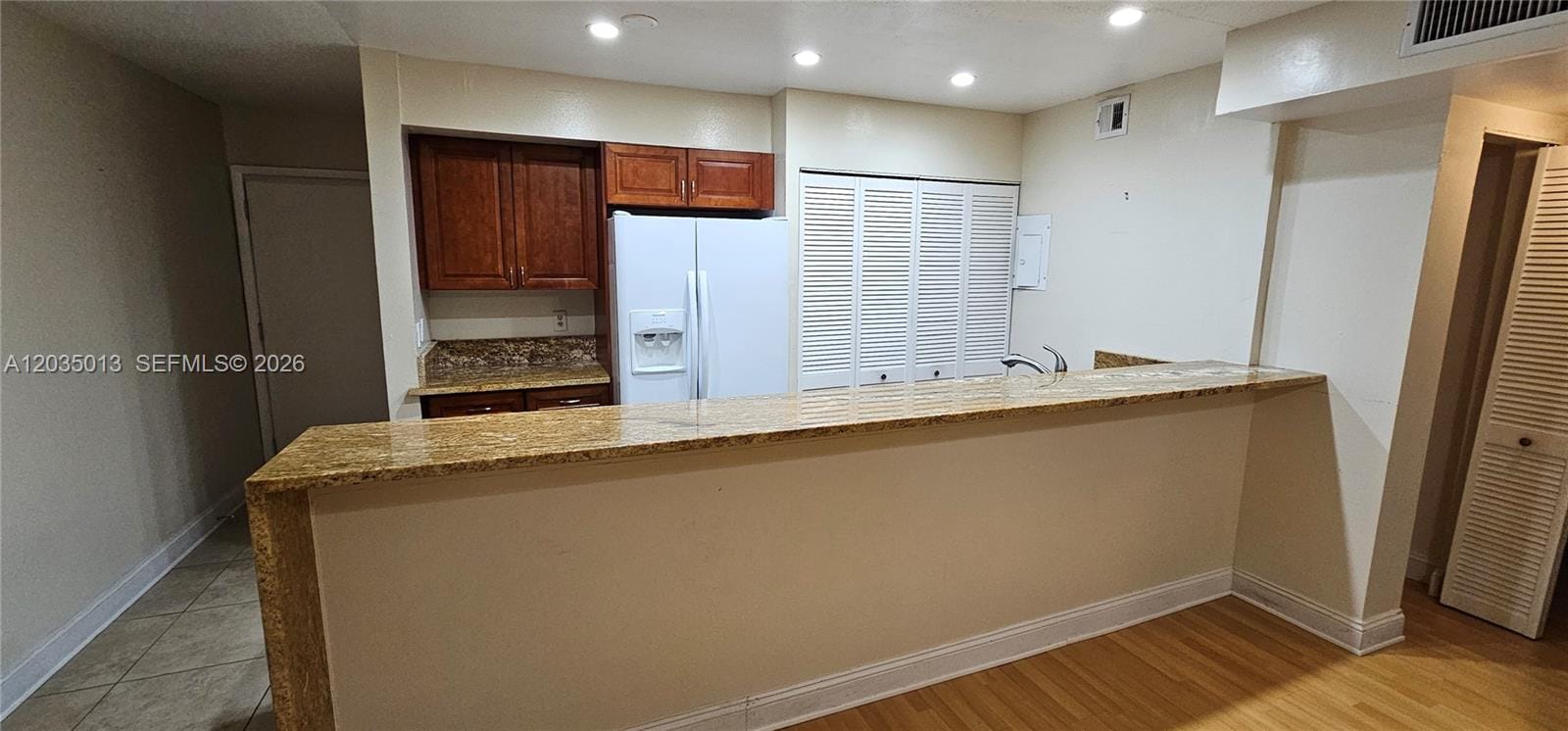 5352 NE 6th Avenue G9 — photo 10