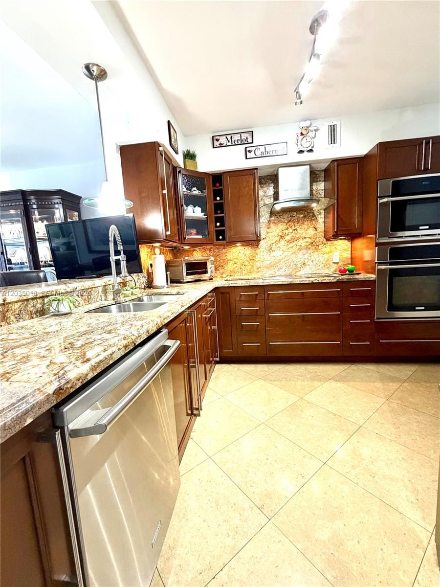 5700 Collins Avenue 14M, Miami Beach, FL 33140 photo 19