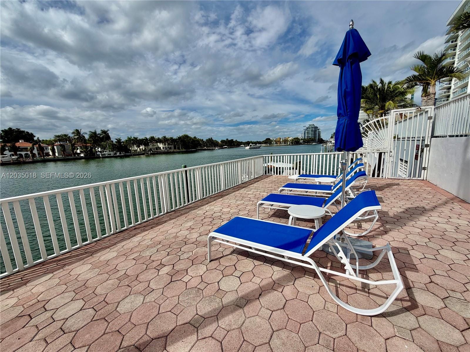 5700 Collins Avenue 14M, Miami Beach, FL 33140 photo 4