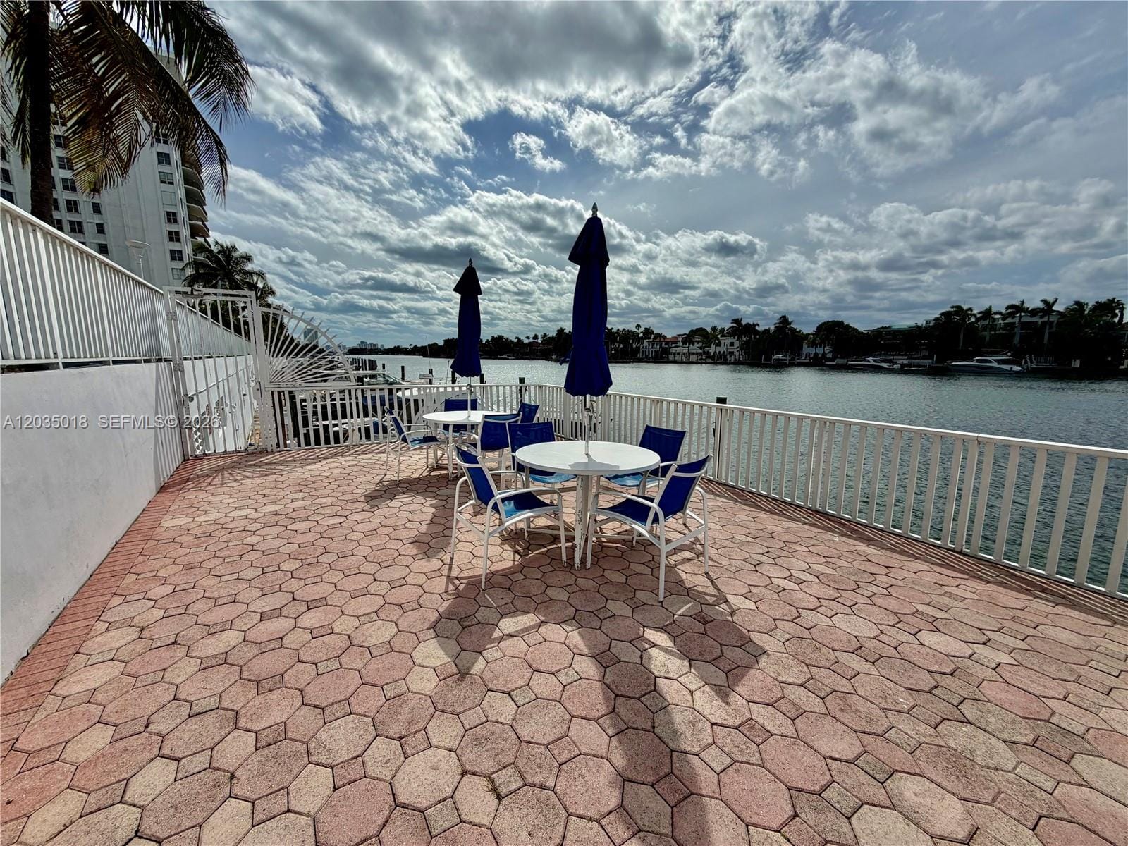 5700 Collins Avenue 14M, Miami Beach, FL 33140 photo 5