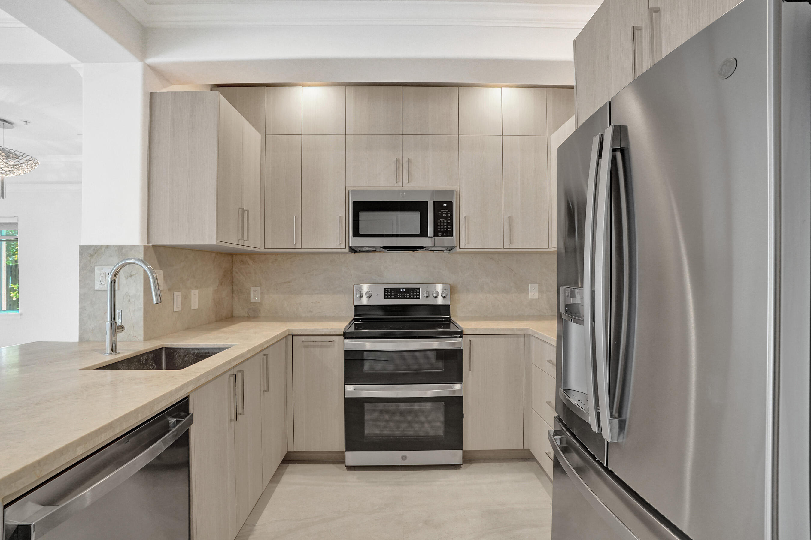 804 NE 7th Street — photo 12