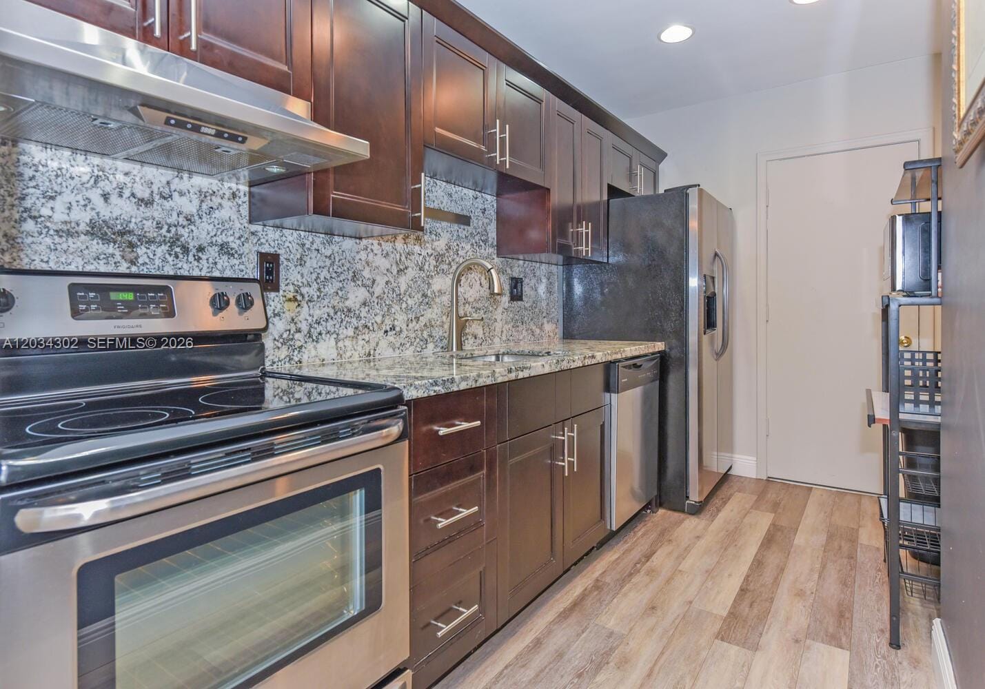 298 SW 6th Street 103, Boca Raton, FL 33432 photo 6