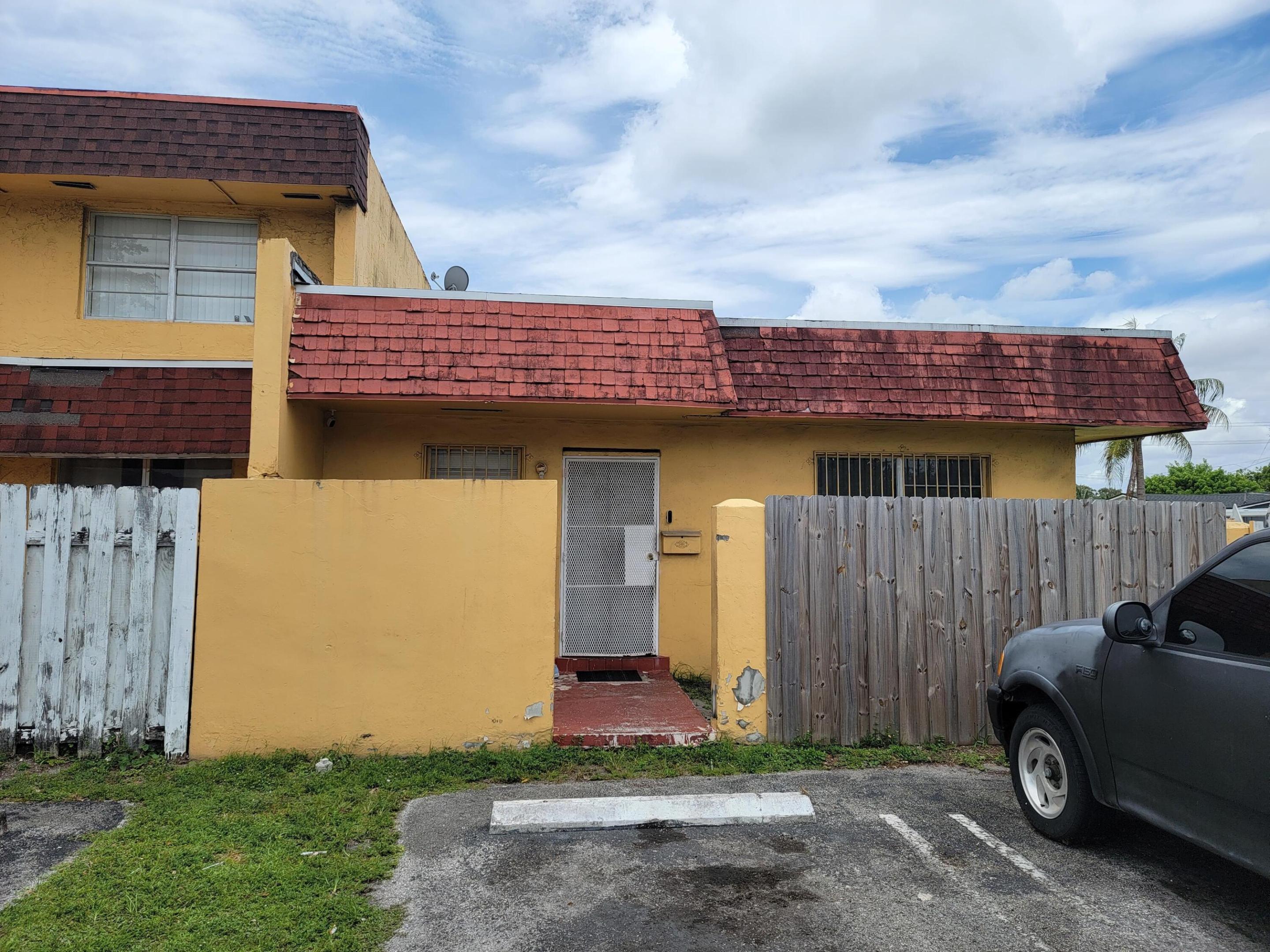 606 NW 179th Street, Miami Gardens, FL 33169, Miami Gardens