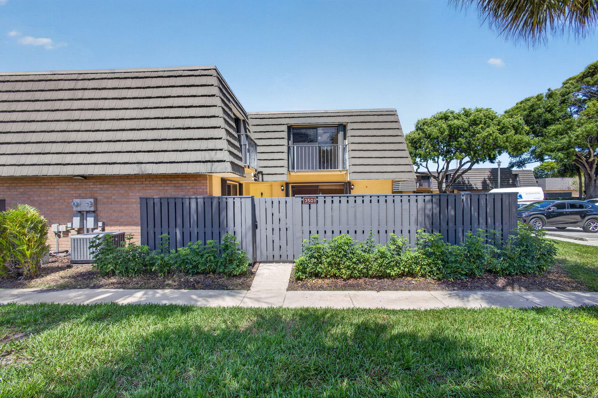 3501 35th Way, West Palm Beach, FL 33407, West Palm Beach