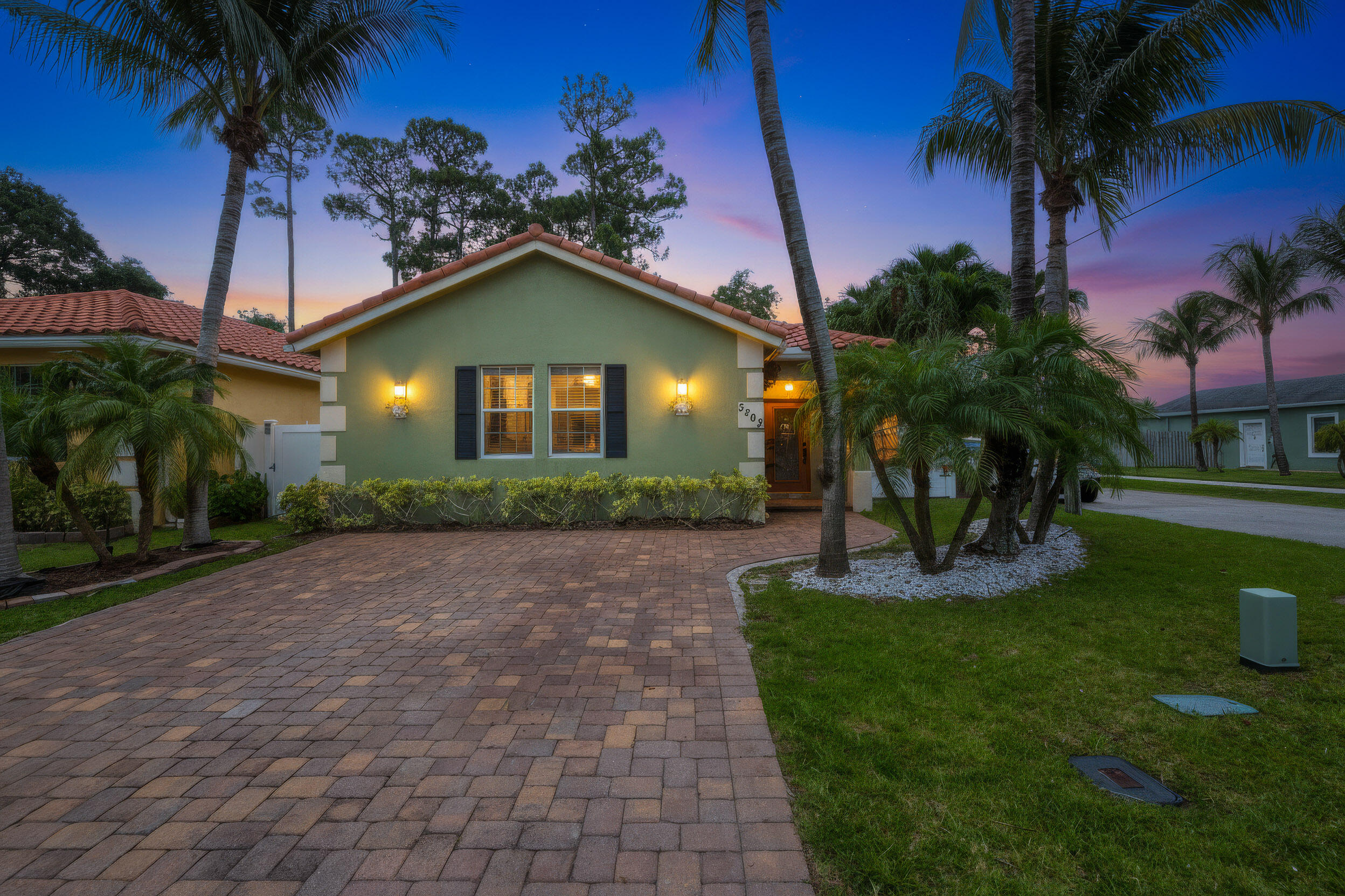 3302 Elizabeth Place S, Palm Springs, FL 33461, Palm Springs