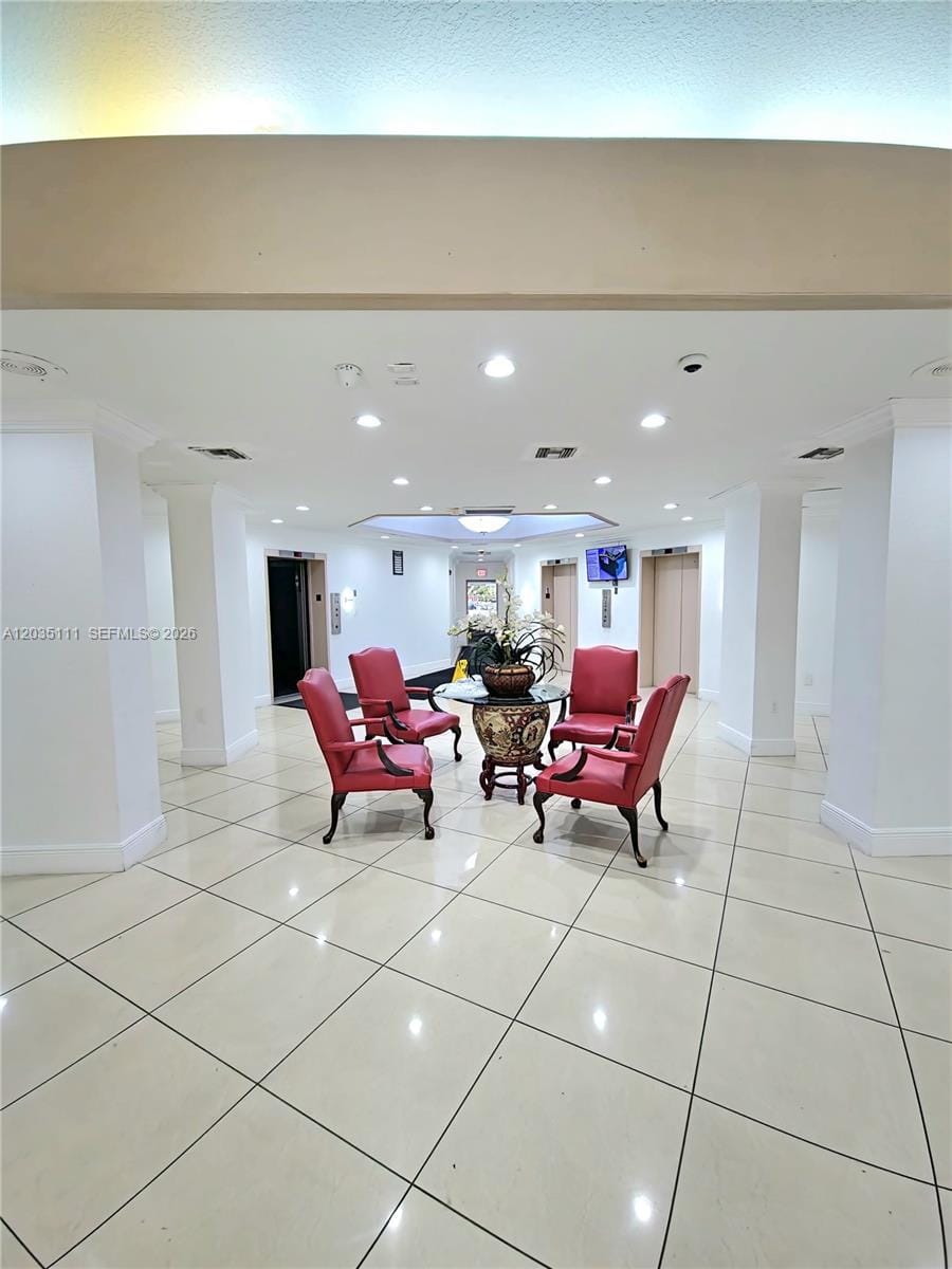 1300 NE Miami Gardens Drive 308E — photo 2